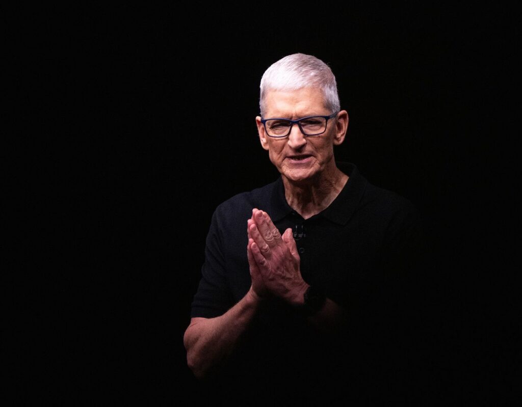 Tim Cook’s Impact: Transforming Apple into a Subscription-Based Model