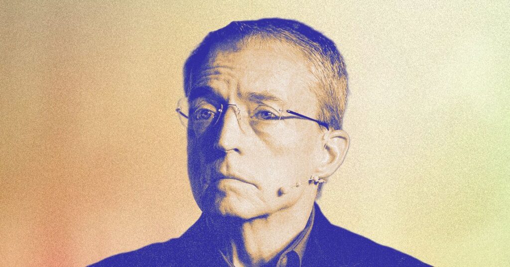 Ex-Intel CEO Aims to Revitalize Moore's Law Using Optical Technology